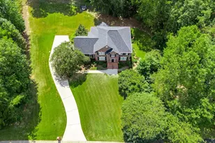 213 Shady Valley Dr, Carrollton, GA 30116 - Photo 3