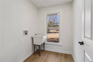 135 Willow Lake Ln, Sharpsburg, GA 30277 - Photo 13