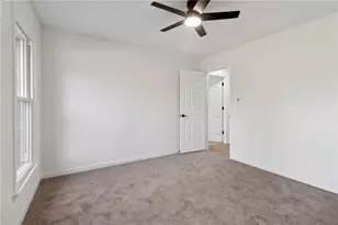 135 Willow Lake Ln, Sharpsburg, GA 30277 - Photo 25