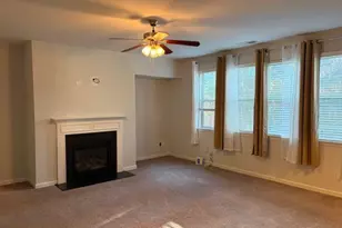 3229 Bowlin Dr, Fairburn, GA 30213 - Photo 9