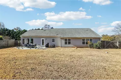 809 Custom Lane, Winder, GA 30680 - Photo 9