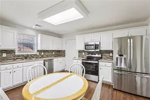 809 Custom Ln, Winder, GA 30680 - Photo 33