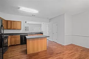 2846 Parkway Close, Lithonia, GA 30058 - Photo 5