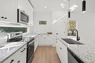 3105 Jones St, Atlanta, GA 30344 - Photo 7