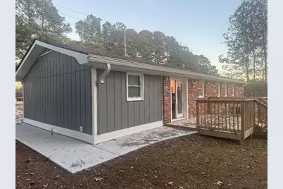 1996 Cleburne Parkway, Powder Springs, GA 30127 - Photo 15