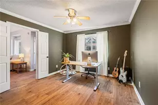 219 Tennis Ct Ln NW, Kennesaw, GA 30144 - Photo 9