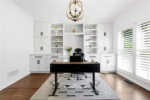 250 Rose Meadow Ln, Alpharetta, GA 30005 - Photo 3