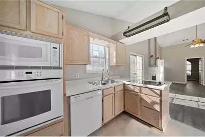 2025 Brittania Cir, Woodstock, GA 30188 - Photo 17