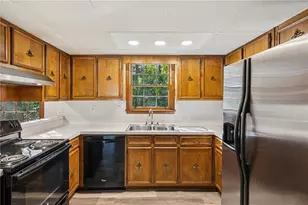 4894 Macbain Ln, Dunwoody, GA 30360 - Photo 21