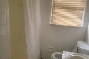 2838 Ben Hill Rd, Atlanta, GA 30344 - Photo 15