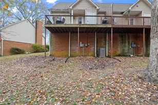 1030 Sasha Ln, Roswell, GA 30075 - Photo 33