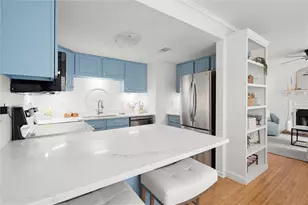 1030 Sasha Ln, Roswell, GA 30075 - Photo 7