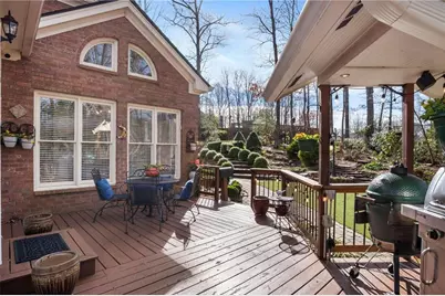 1505 Runnymede Court SW, Lilburn, GA 30047 - Photo 53