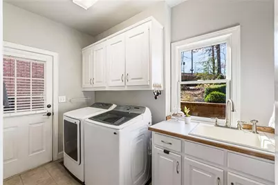 1505 Runnymede Court SW, Lilburn, GA 30047 - Photo 25