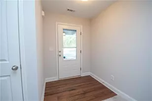 104 Pk Vw Dr, Grantville, GA 30220 - Photo 3