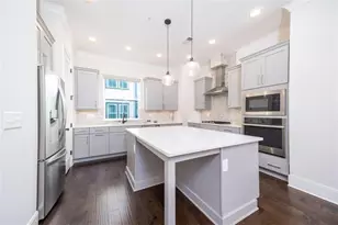 915 Katie Kerr Dr, Decatur, GA 30030 - Photo 7