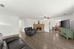 5109 Peach Mountain Cir, Gainesville, GA 30507 - Photo 7