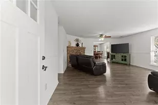 5109 Peach Mountain Cir, Gainesville, GA 30507 - Photo 11