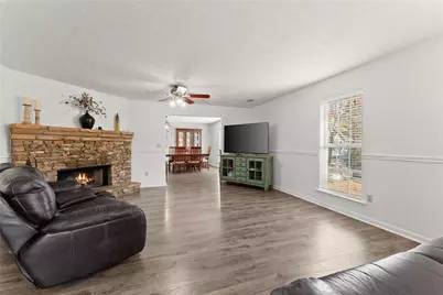 5109 Peach Mountain Circle, Gainesville, GA 30507 - Photo 9