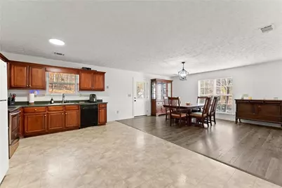 5109 Peach Mountain Circle, Gainesville, GA 30507 - Photo 15