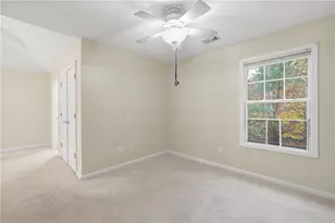 526 Arden Close, Woodstock, GA 30188 - Photo 15