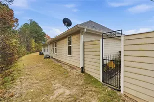 526 Arden Close, Woodstock, GA 30188 - Photo 25