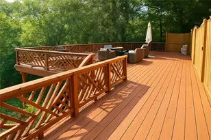 4070 Runnymede Dr SW, Lilburn, GA 30047 - Photo 49