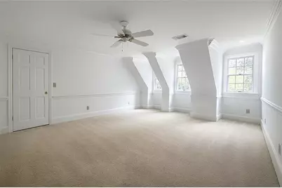 4070 Runnymede Drive SW, Lilburn, GA 30047 - Photo 35