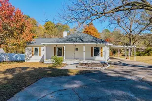 215 Morningside Dr, Covington, GA 30016 - Photo 1