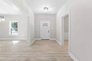 215 Morningside Dr, Covington, GA 30016 - Photo 5