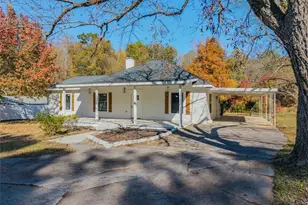 215 Morningside Dr, Covington, GA 30016 - Photo 3