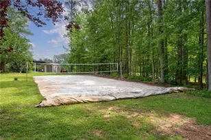 625 W Lake Dr, Oxford, GA 30054 - Photo 89