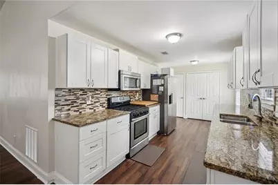 140 Apple Valley Drive, Woodstock, GA 30188 - Photo 7