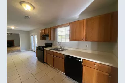 6387 Seths Way, Lithonia, GA 30058 - Photo 7