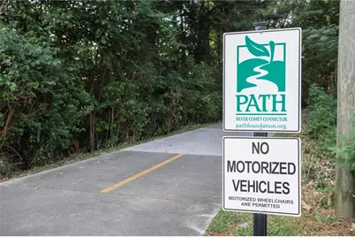 1907 Kings Cross NW, Atlanta, GA 30318 - Photo 33