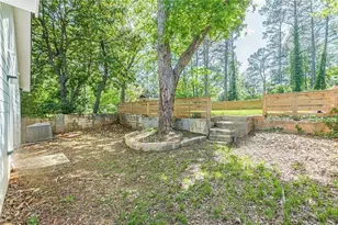 3275 Dodson Dr, East Point, GA 30344 - Photo 23