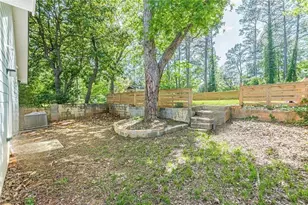 3275 Dodson Dr, East Point, GA 30344 - Photo 23