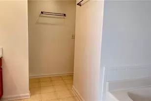 6243 Shoreview Cir, Flowery Branch, GA 30542 - Photo 35