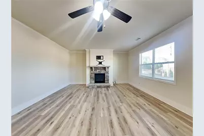 7770 Harbison Hollow Lane, Suwanee, GA 30024 - Photo 3