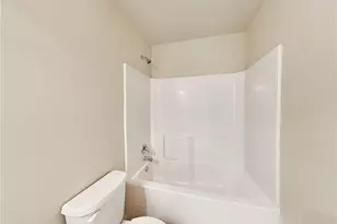 7770 Harbison Hollow Ln, Suwanee, GA 30024 - Photo 25