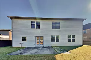 7770 Harbison Hollow Ln, Suwanee, GA 30024 - Photo 29