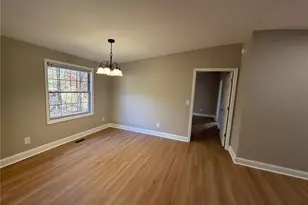 3726 Bolding Rd, Flowery Branch, GA 30542 - Photo 7