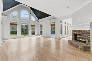 320 Champions View Dr, Milton, GA 30004 - Photo 17