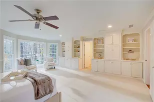 200 Cameron Ridge Dr, Atlanta, GA 30328 - Photo 11