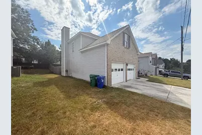 7035 Red Maple Lane, Lithonia, GA 30058 - Photo 3