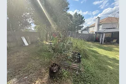 7035 Red Maple Lane, Lithonia, GA 30058 - Photo 9