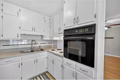 2577 Glen Circle, Lawrenceville, GA 30044 - Photo 13