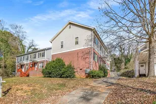 2045 Lois Pl NW, Atlanta, GA 30318 - Photo 11