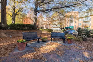 28207 Plantation Dr NE, Atlanta, GA 30324 - Photo 27