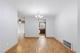 5323 Tracey Dr, Stone Mountain, GA 30088 - Photo 9